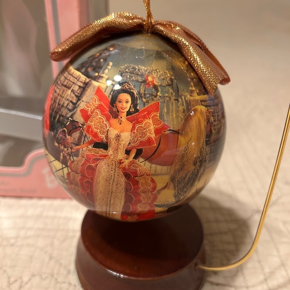 Vintage Barbie 1997 Decoupage Holiday Ornament - Picture 2 of 7
